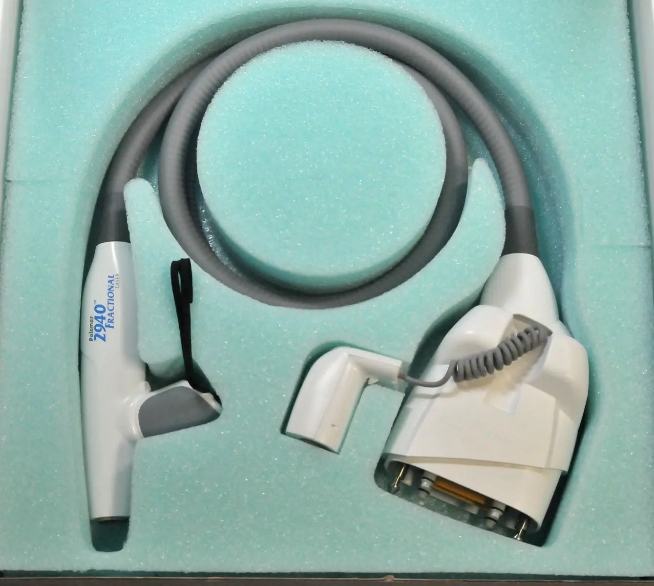 Palomar ICON Laser 2940 Handpiece Skin Resurfacing Wrinkles Pigmented Lesions Palomar