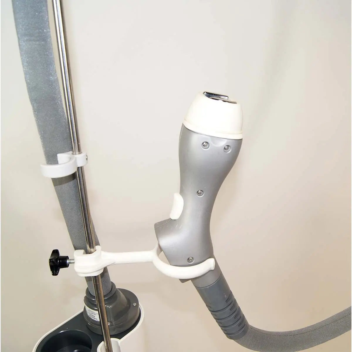 Syneron VelaShape FG00121 System with Dual Connector Adapter Vcontour Handpiece