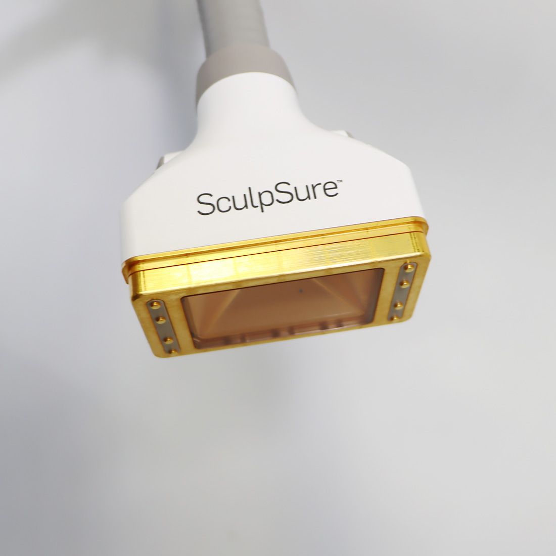2016 Cynosure SculpSure 非侵入式 1060nm 二極體雷射塑身儀