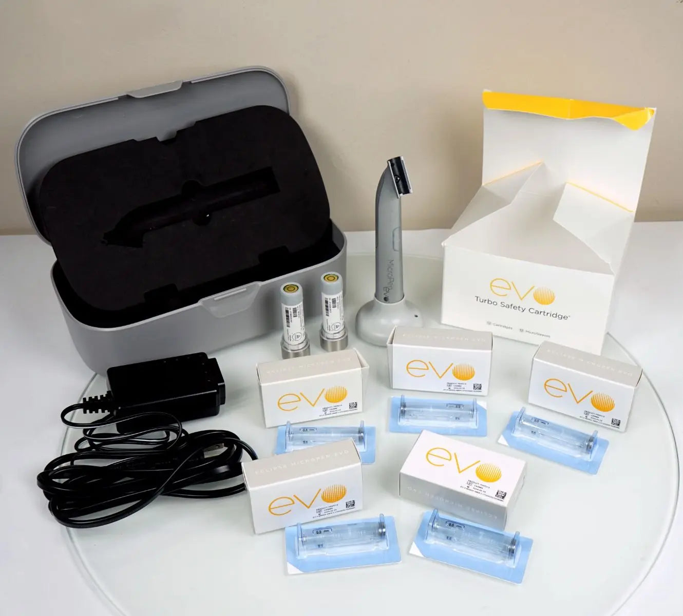 Crown Aesthetic EVO Microneedling Pen Kit Eclipse Cartridge MicroPen EV Wireless Sol International Medical