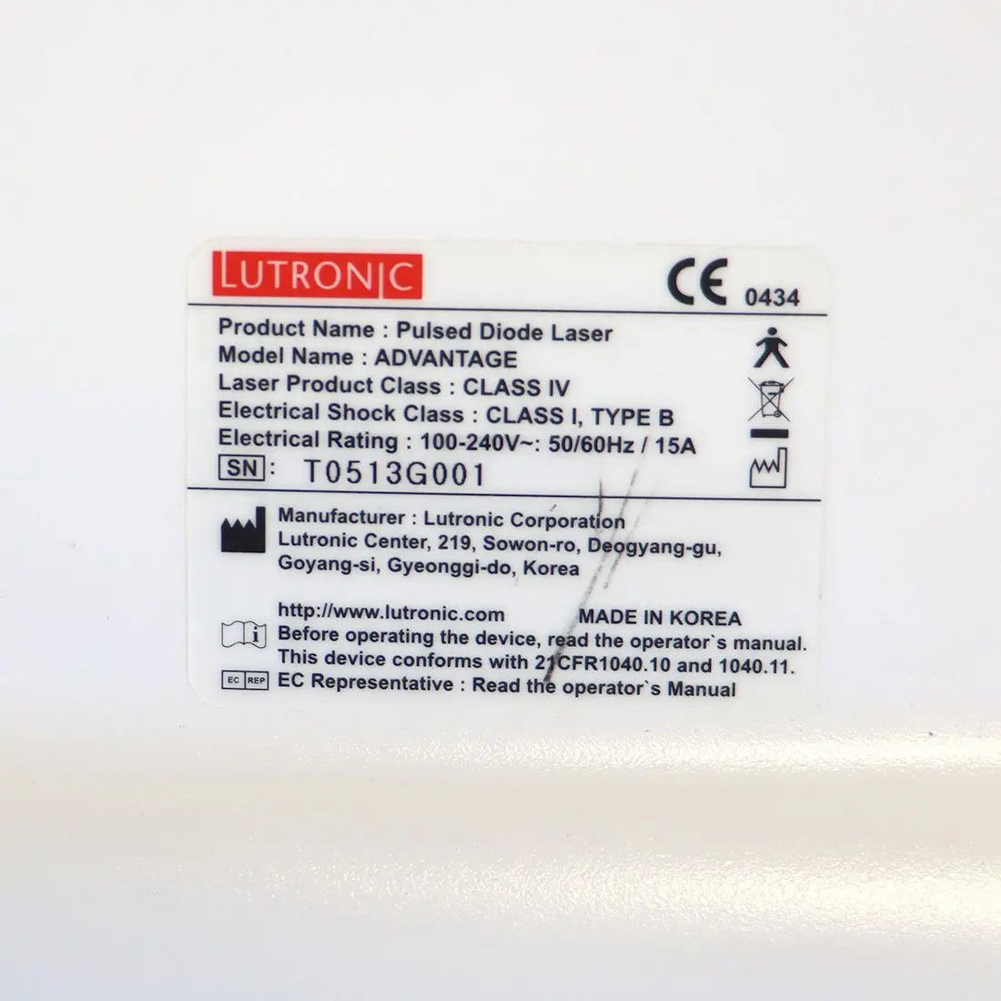 2013 Lutronic Advantage 805nm Diode Laser System Hair Removal & D3-800 Handpiece