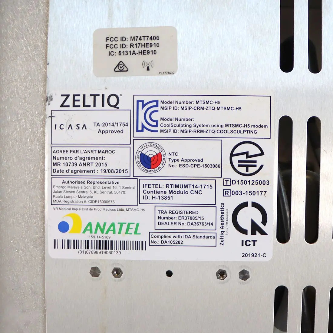 2011 Zeltiq CoolSculpting Body Contouring Fat Reduction System w/2 Applicators