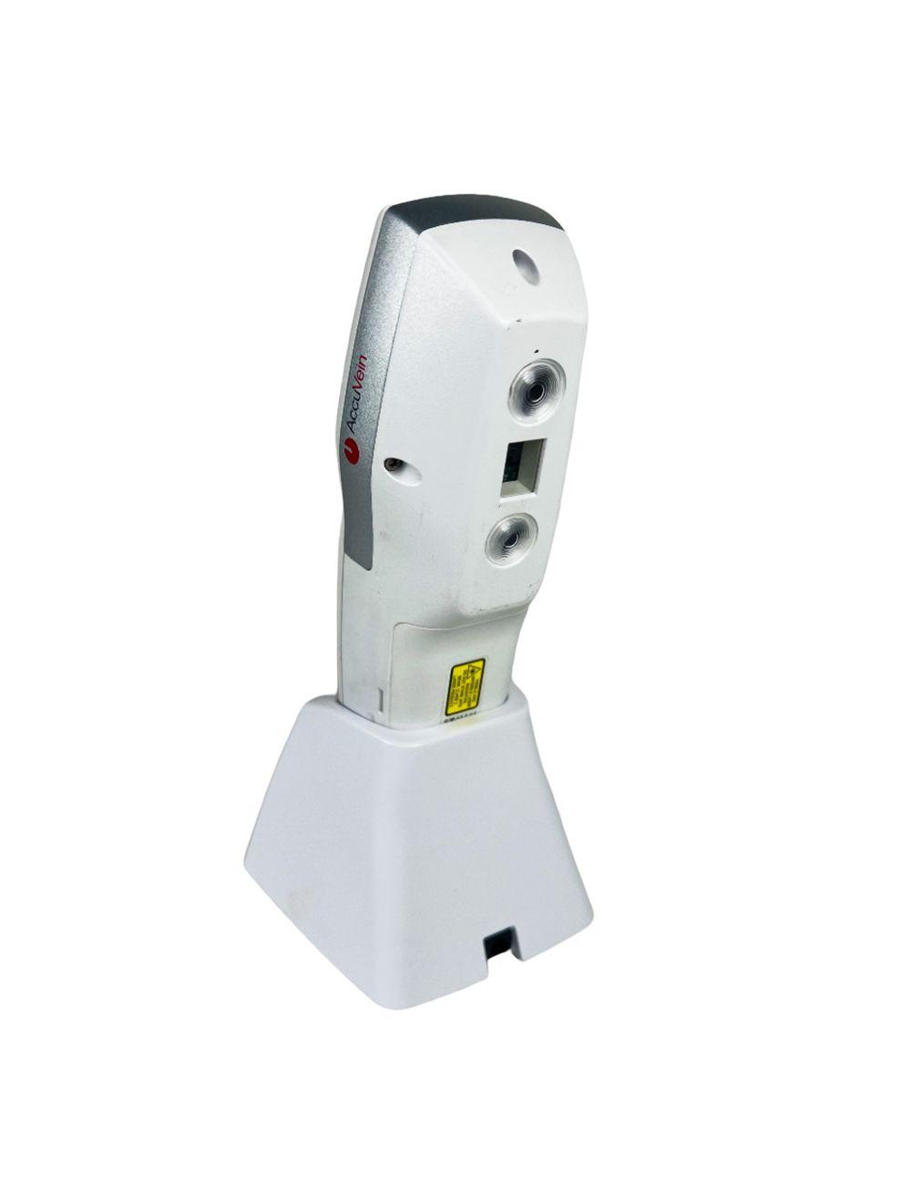 AccuVein Handheld Laser Portable Vein Finder Illumination AV300 Full Kit Sol International Medical