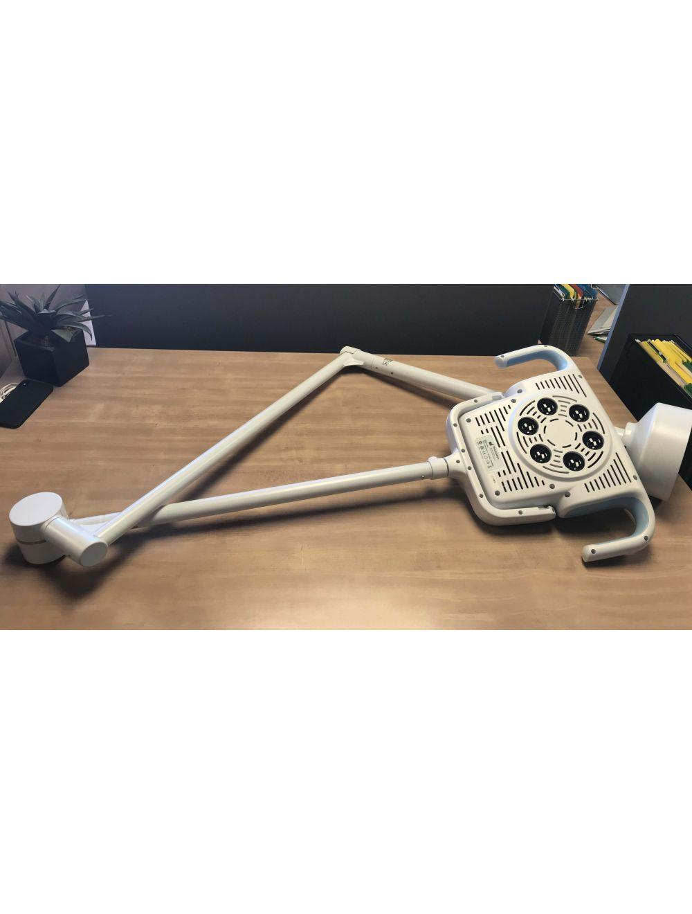 Welch Allyn Green Series GS 900 Surgical/Procedure Lamp Ceiling Mounted Overhead Sol International Medical
