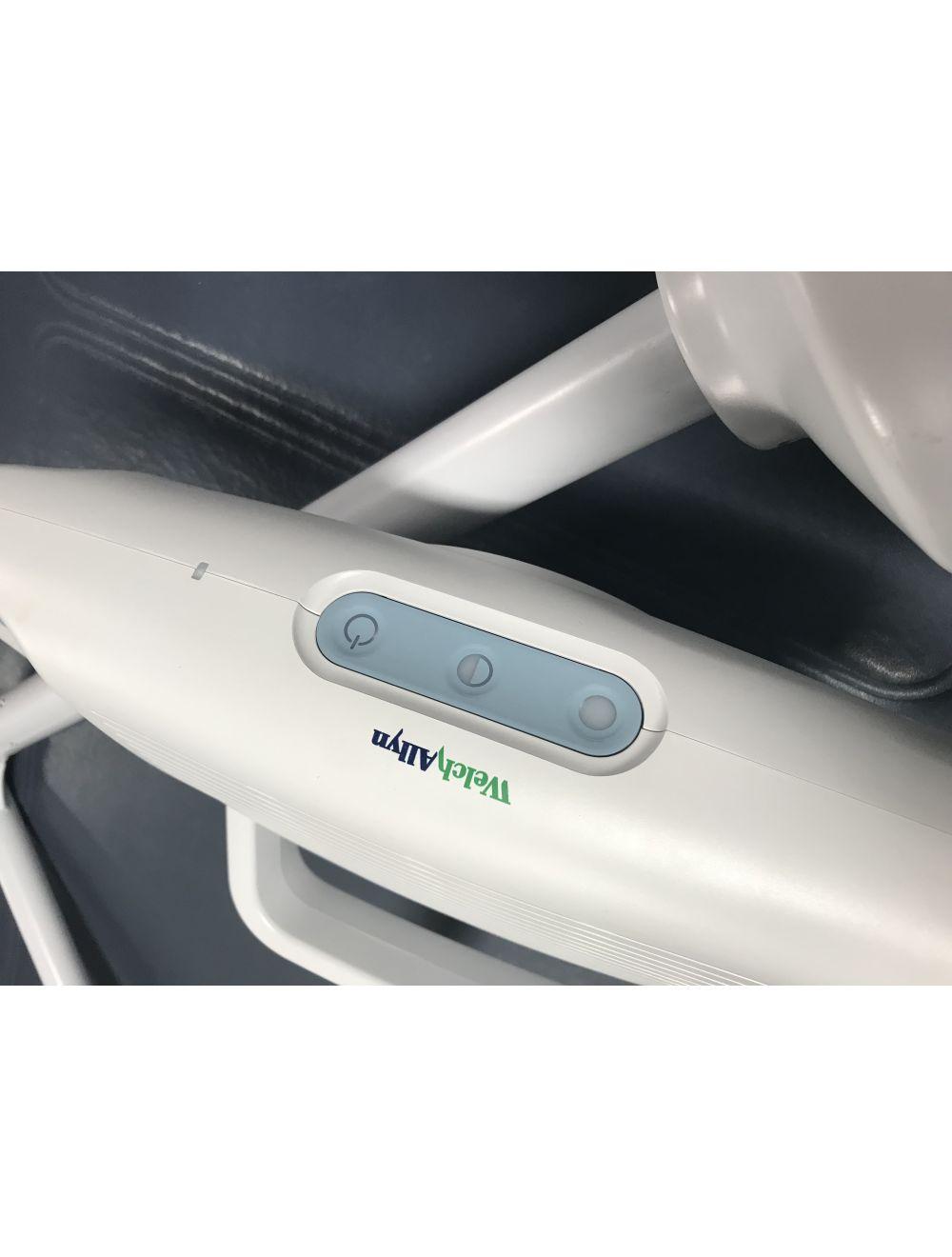 Welch Allyn Green Series GS 900 Surgical/Procedure Lamp Ceiling Mounted Overhead Sol International Medical