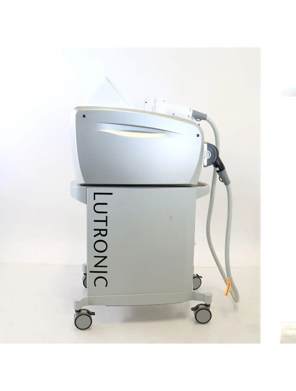 2013 Lutronic Advantage 805nm Diode Laser System Hair Removal & D3-800 Handpiece