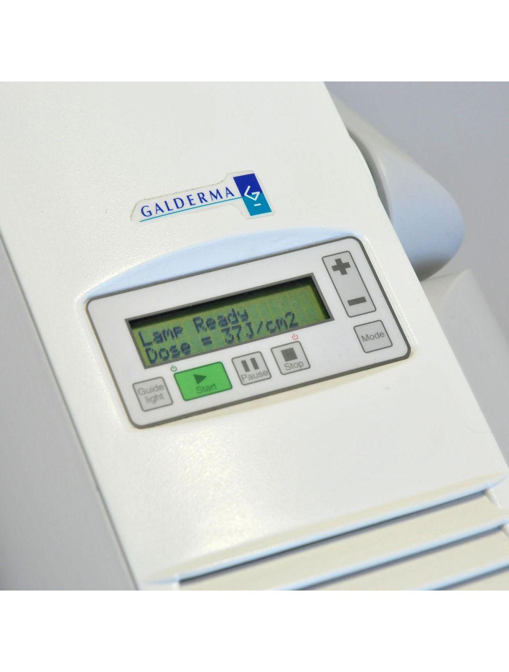 Galderma Aktilite CL128 Healthcare Lamp Red Light Energy 128 Diodes Dermatology