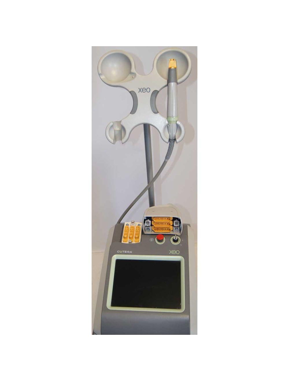 2014 Cutera Xeo Skin Resurfacing Rejuvenation Nd:YAG Laser System ND YAG