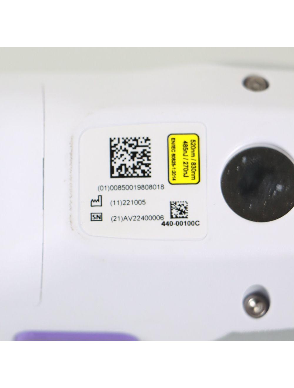 AccuVein Vein Finder HF580 Illuminator w/Mobile Stand AV500 Handpiece Accu Vein Sol International Medical