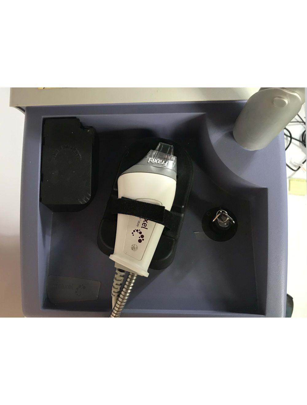 2008 Reliant Fraxel SR1500 Laser Fractional Non-Ablative 1540nm Skin Resurfacing Sol International Medical