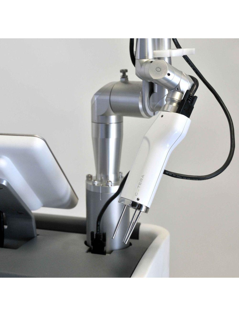 Cutera ENLIGHTEN III Tattoo Removal Benign Lesion Laser 532 670 1064nm Pico 2017