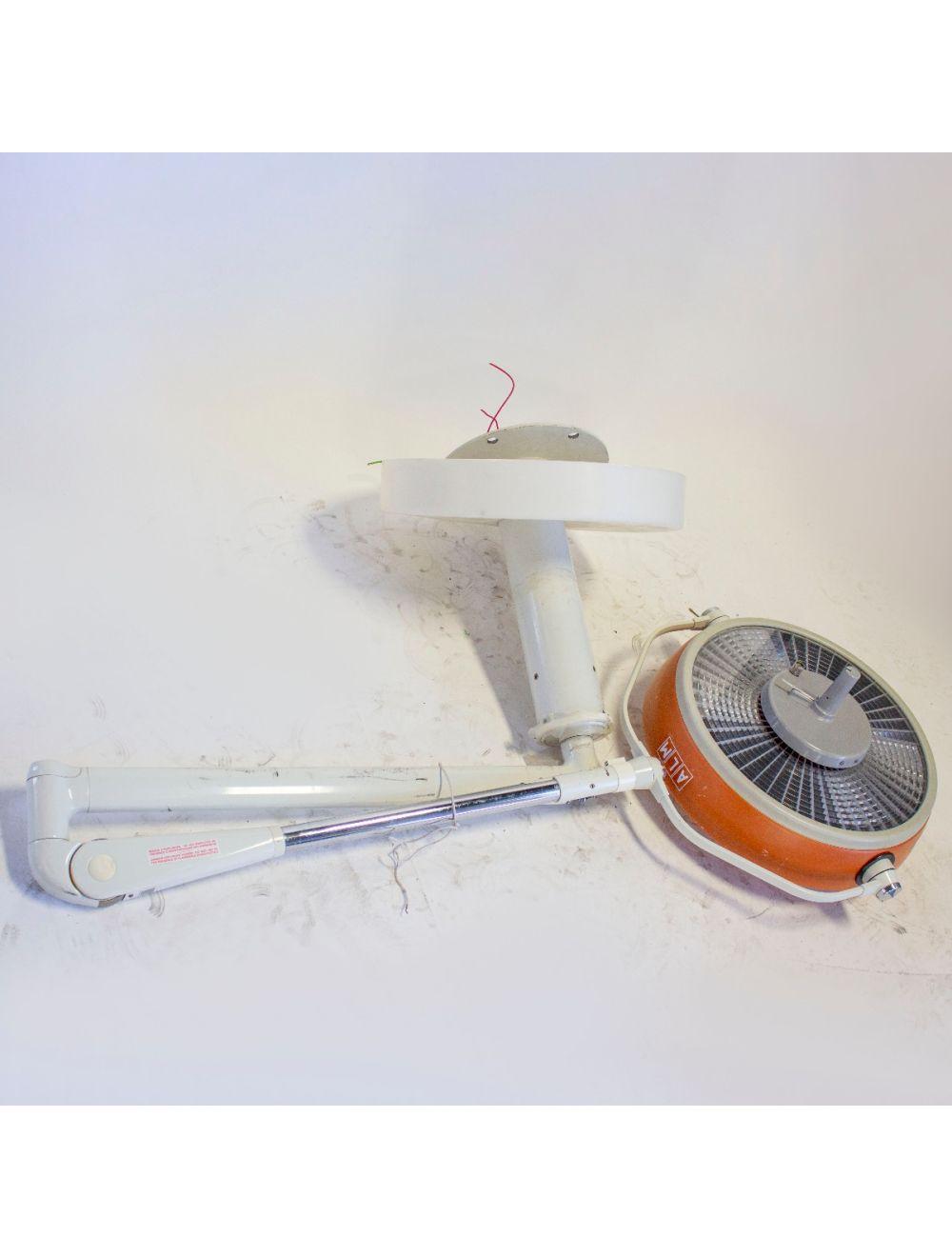 ALM ECL 152 Lamp Surgical Procedure Exam O/R Overhead Clinical Ceiling Light