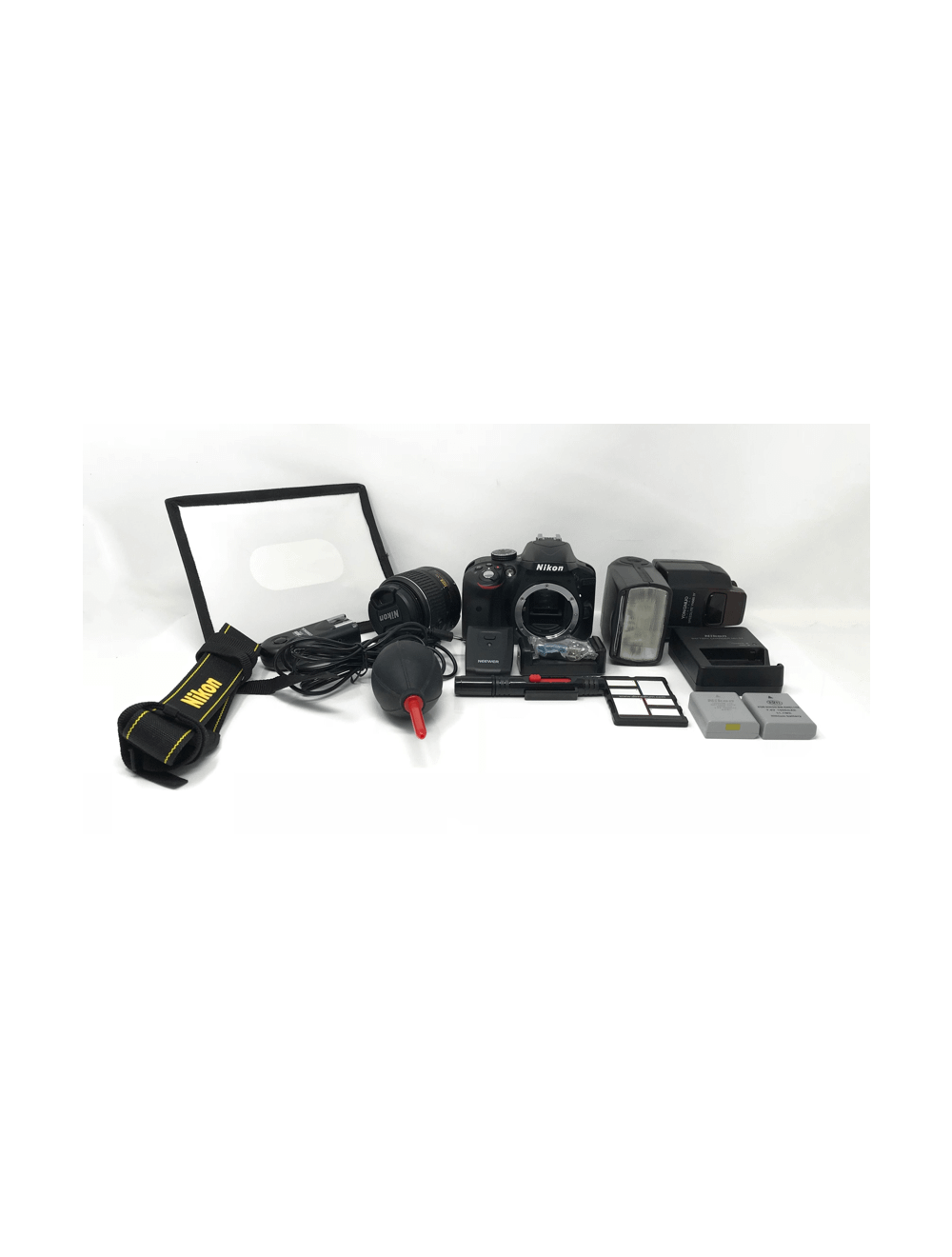 Nikon D3300 Digital Camera DSLR DX VR 18-55mm Flash w/ Accessories YN560 IV Sol International Medical