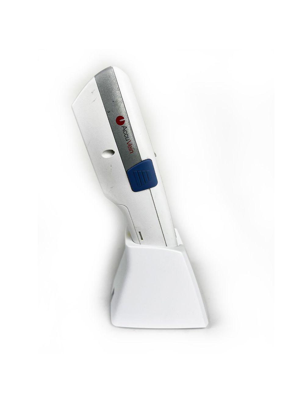 AccuVein Handheld Laser Portable Vein Finder Illumination AV300 w/Charging Stand Sol International Medical