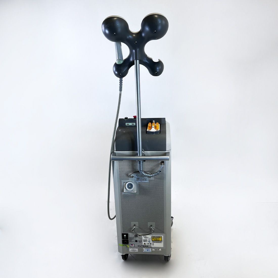 2012 Cutera Xeo Nd:Yag 1064 Laser System Nd Yag Handpiece Skin Acne Scars