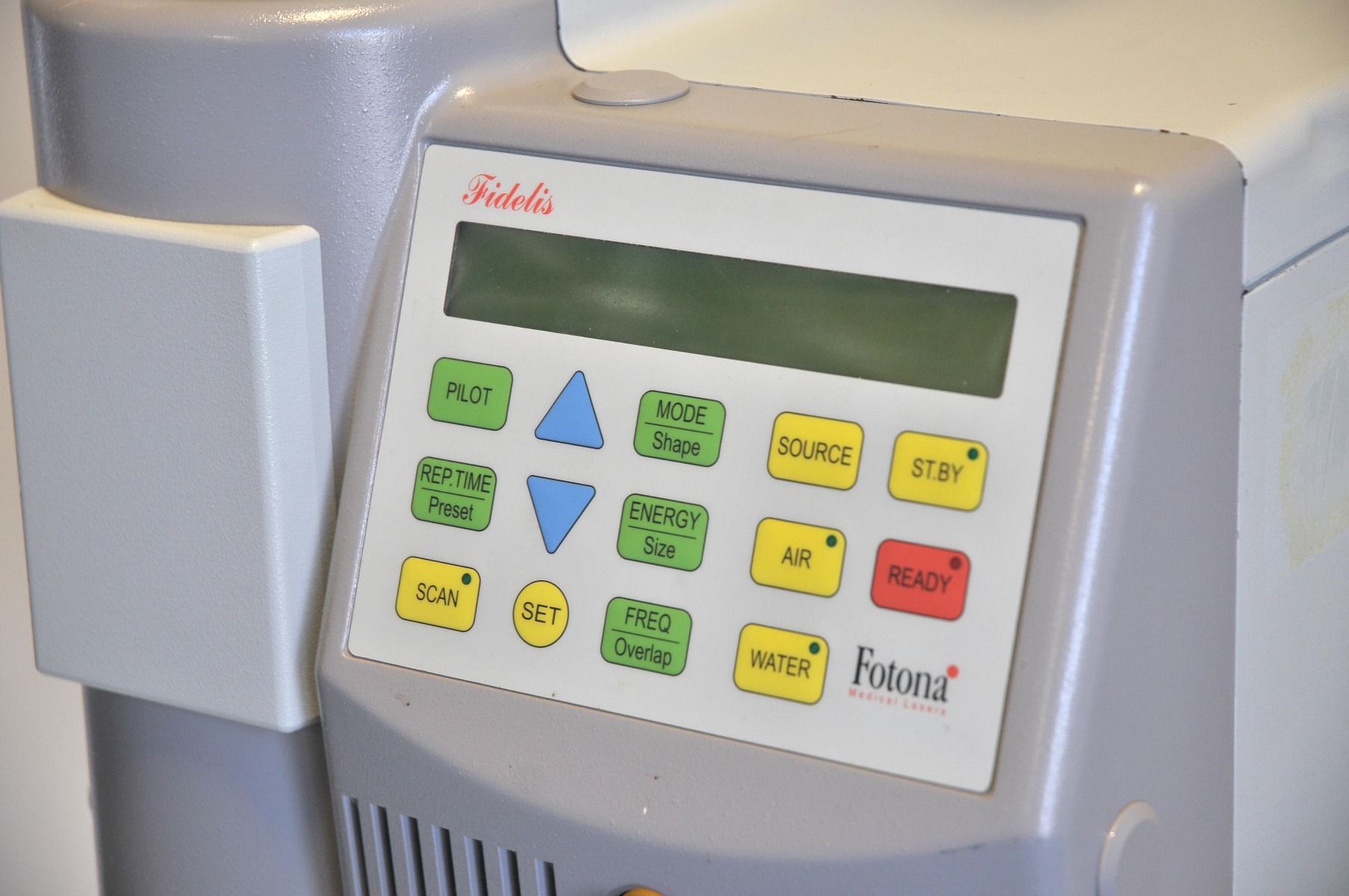 2002 Fotona Fidelis 320A Er:YAG 2940nm Erbium Acne Skin Resurfacing Laser System